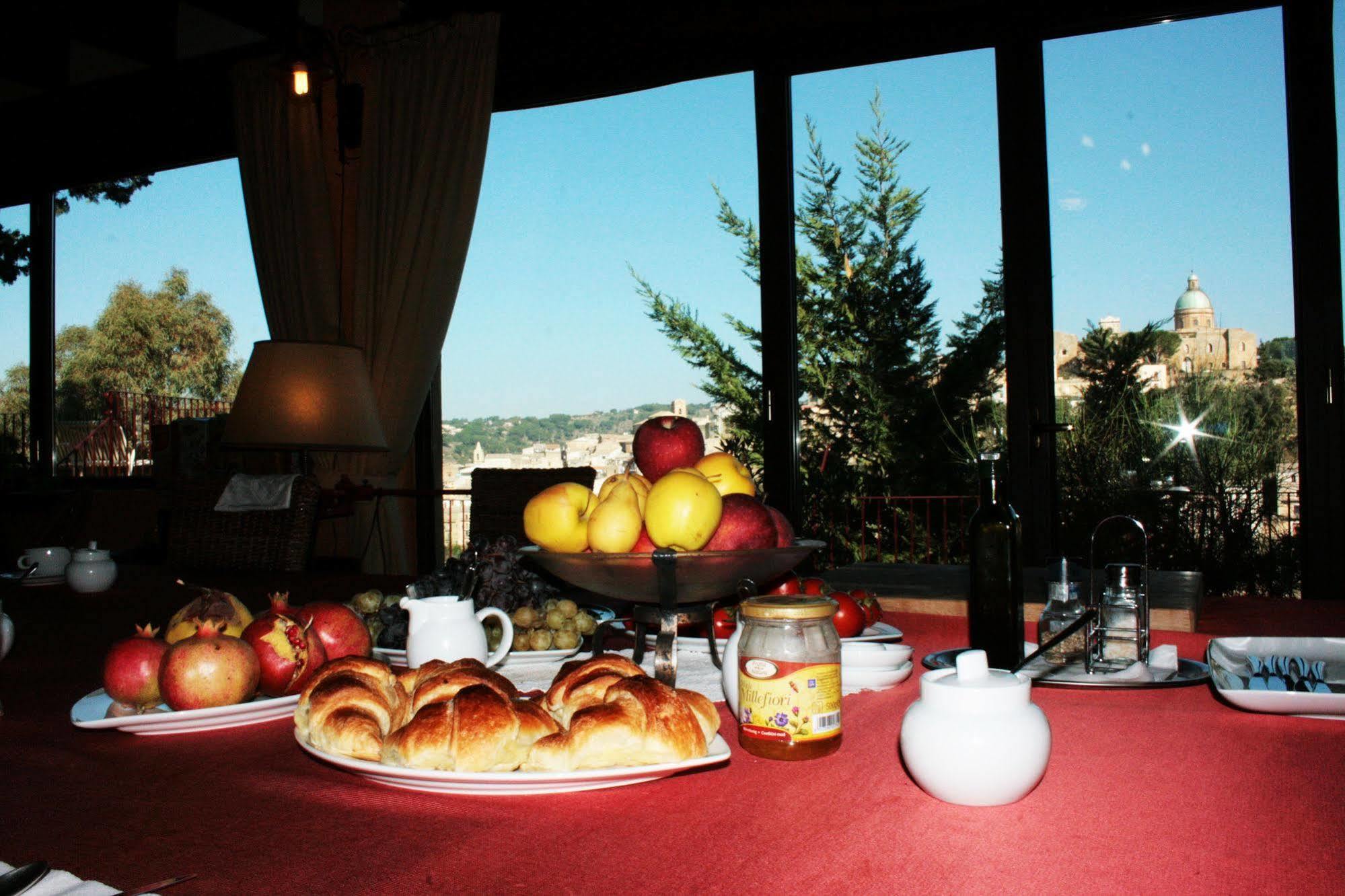 La Casa Sulla Collina D'Oro Bed and Breakfast Πιάτσα Αρμερίνα Εξωτερικό φωτογραφία