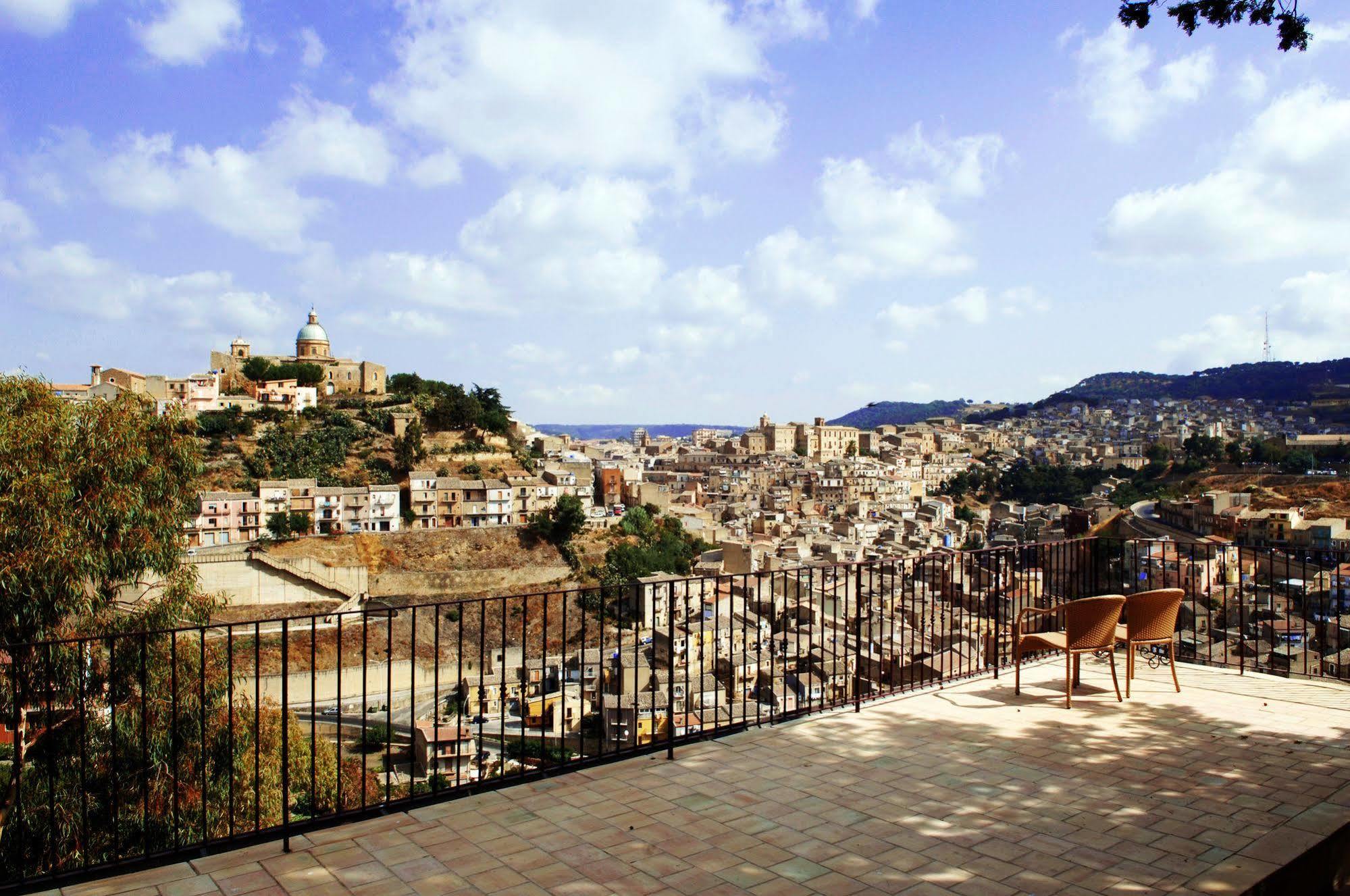 La Casa Sulla Collina D'Oro Bed and Breakfast Πιάτσα Αρμερίνα Εξωτερικό φωτογραφία